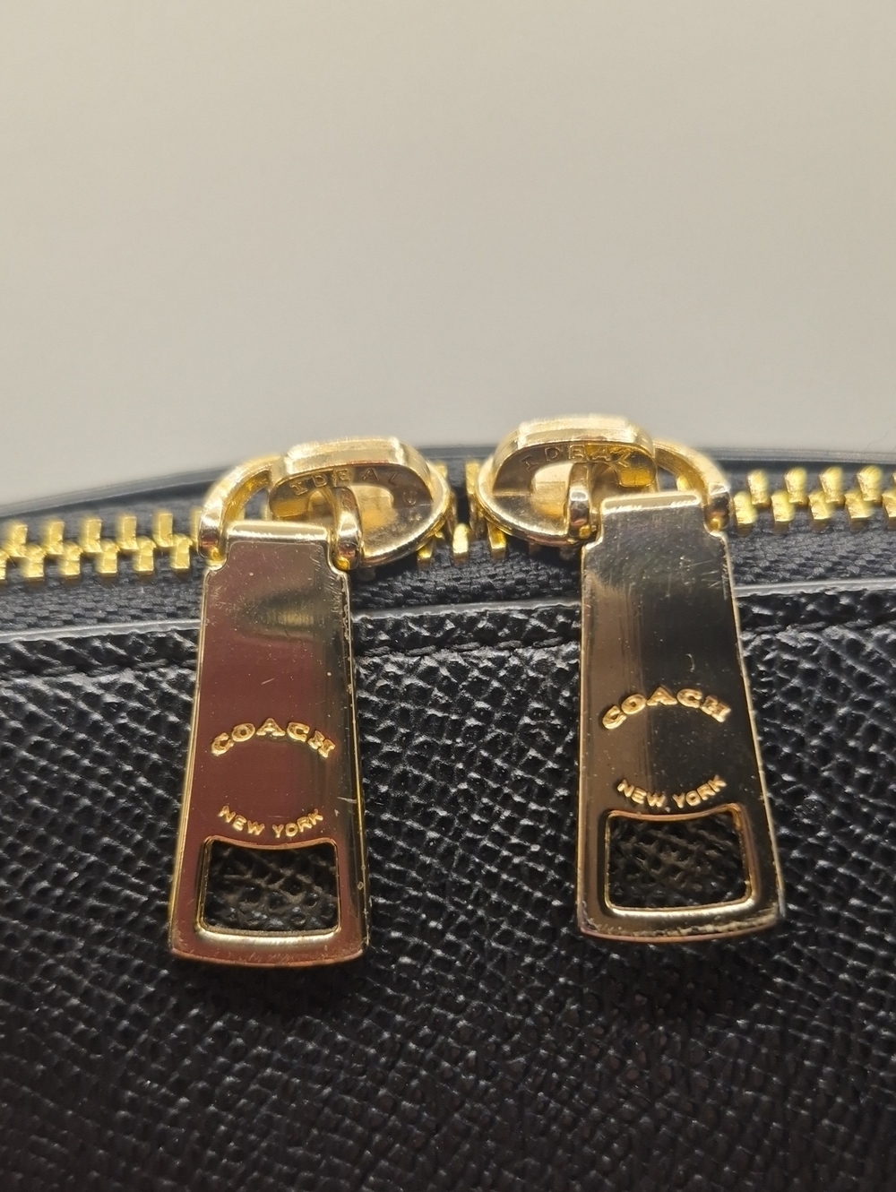 COACH LARGE SIERRA SATCHEL - Picture 8 of 14